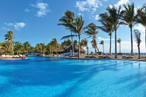 Grand Oasis Cancún | Deluxe All Inclusive